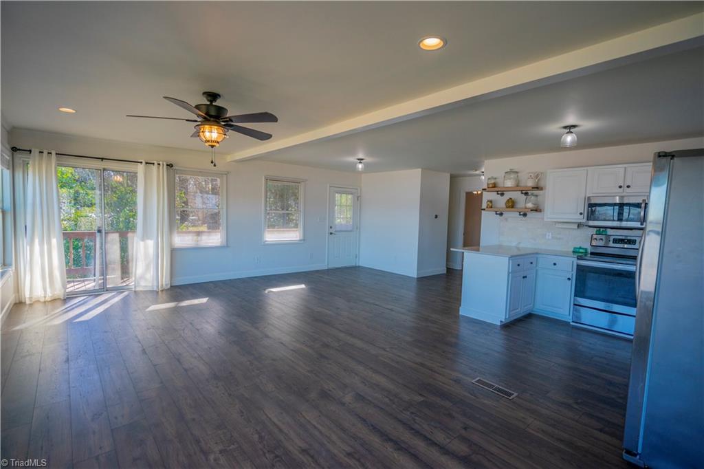 253 Doc Mcculloch Road Lexington, NC 27292 - Photo 4 of 41 Gallery Image 4