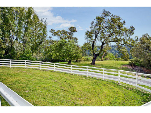 1740 Nelson Road Scotts Valley, CA 95066 - Photo 7 of 17 Gallery Image 7