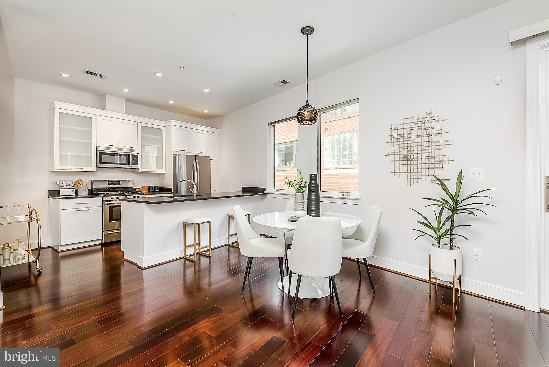 2360 Champlain Street Northwest, Unit 3 4 Washington, DC 20009 - Photo 6 of 18