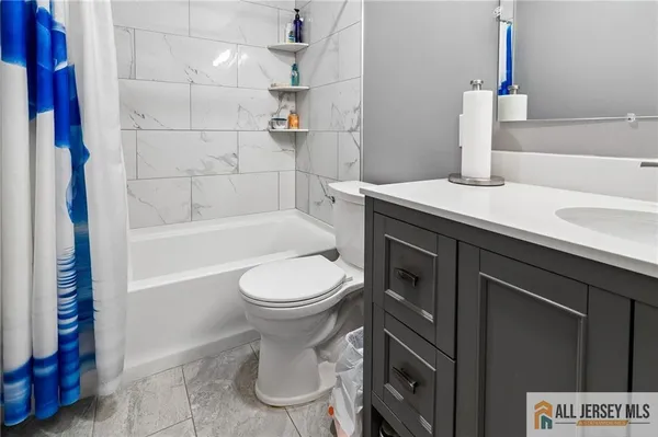 $599,000 | 372 West Point Avenue, Somerset, NJ 08873