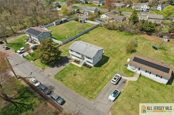 $599,000 | 372 West Point Avenue, Somerset, NJ 08873