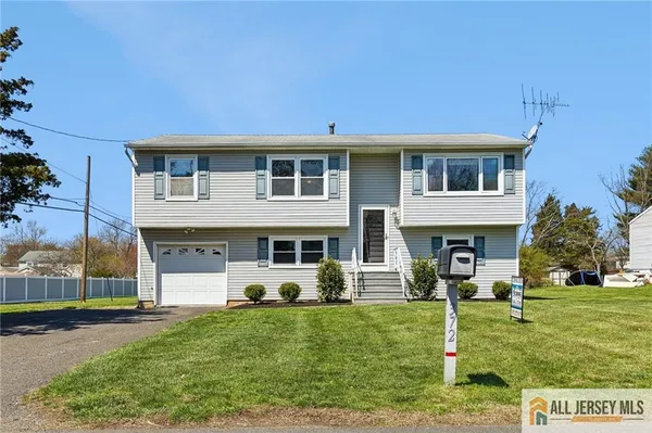 $599,000 | 372 West Point Avenue, Somerset, NJ 08873