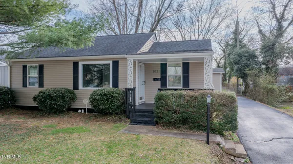 $270,000 | 1621 Fairfield Avenue, Kingsport, TN 37664