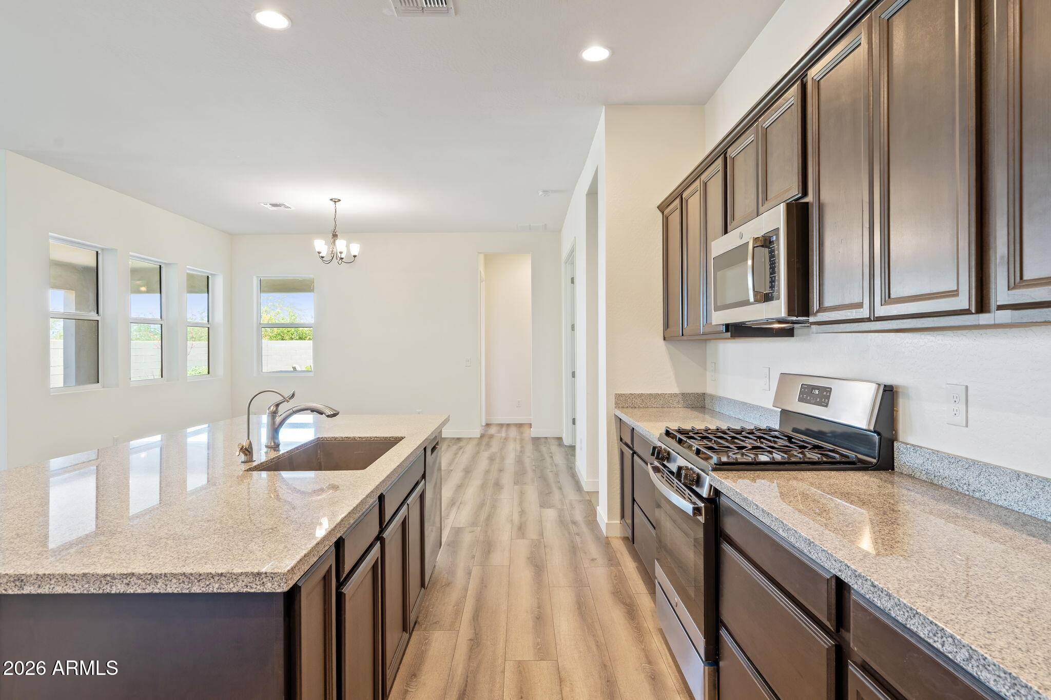 1110 East Monte Way Phoenix, AZ 85042 - Photo 12 of 50 Kitchen