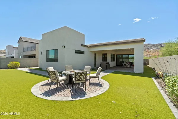 $689,000 | 1110 East Monte Way, Phoenix, AZ 85042