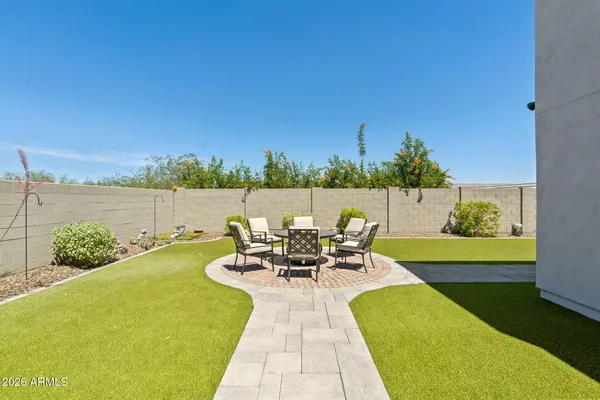 $689,000 | 1110 East Monte Way, Phoenix, AZ 85042