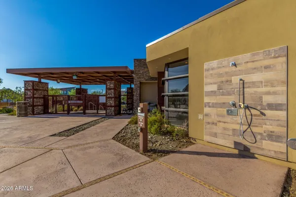 $689,000 | 1110 East Monte Way, Phoenix, AZ 85042