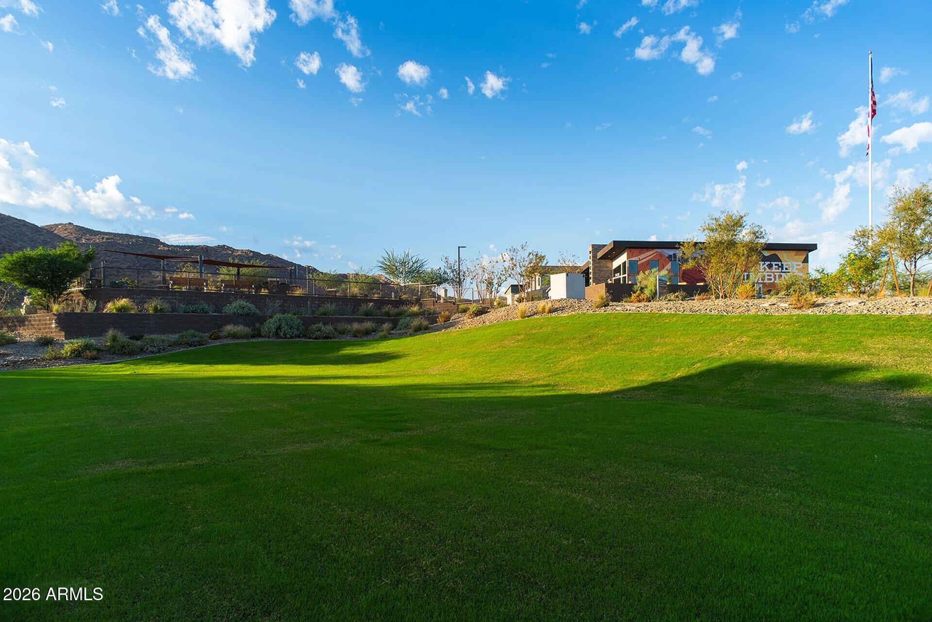 1110 East Monte Way Phoenix, AZ 85042 - Photo 45 of 50 Greenspace
