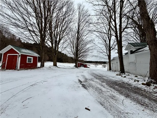 $275,000 | 8494 Highway 812, New Bremen, NY 13367