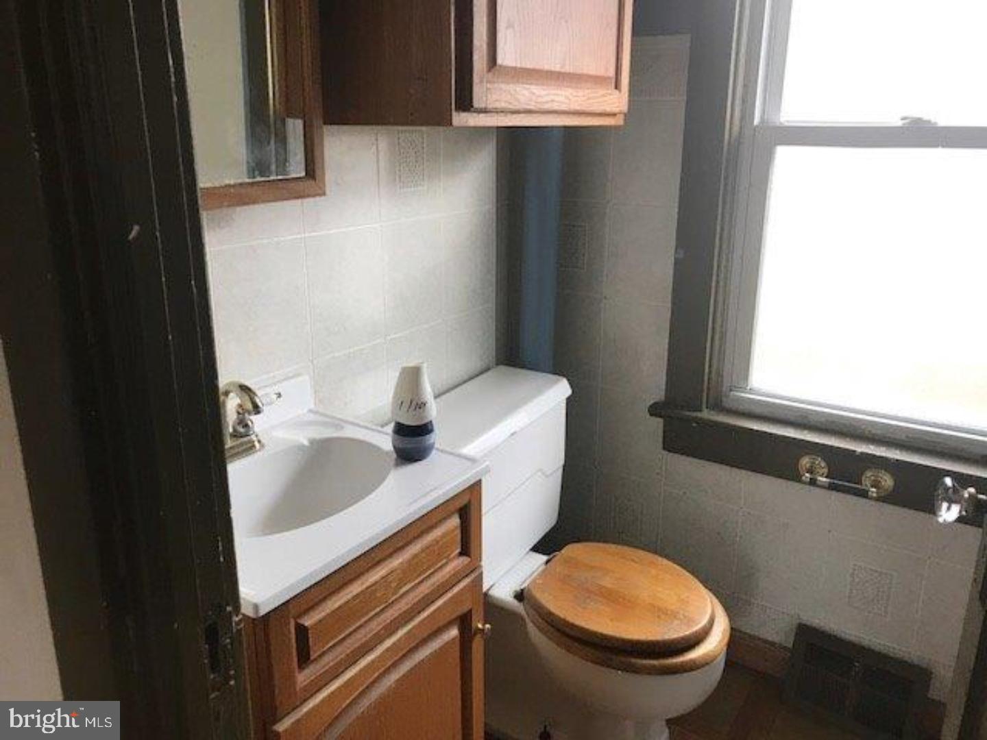 223 Nicholson Road Gloucester City, NJ 08030 - Photo 7 of 10 Bathroom