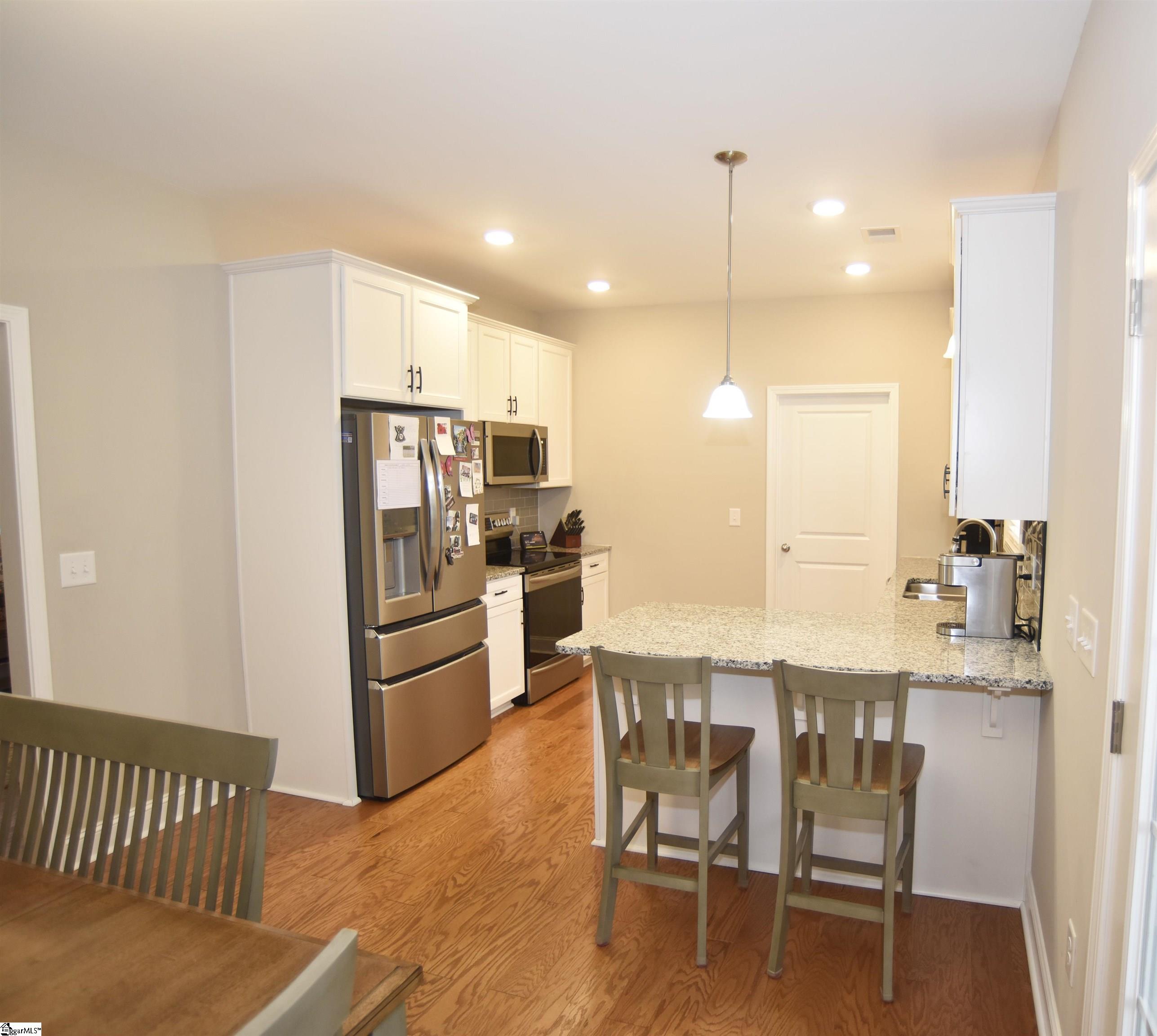 202 Roscoe Drive Greer, SC 29651 - Photo 11 of 27