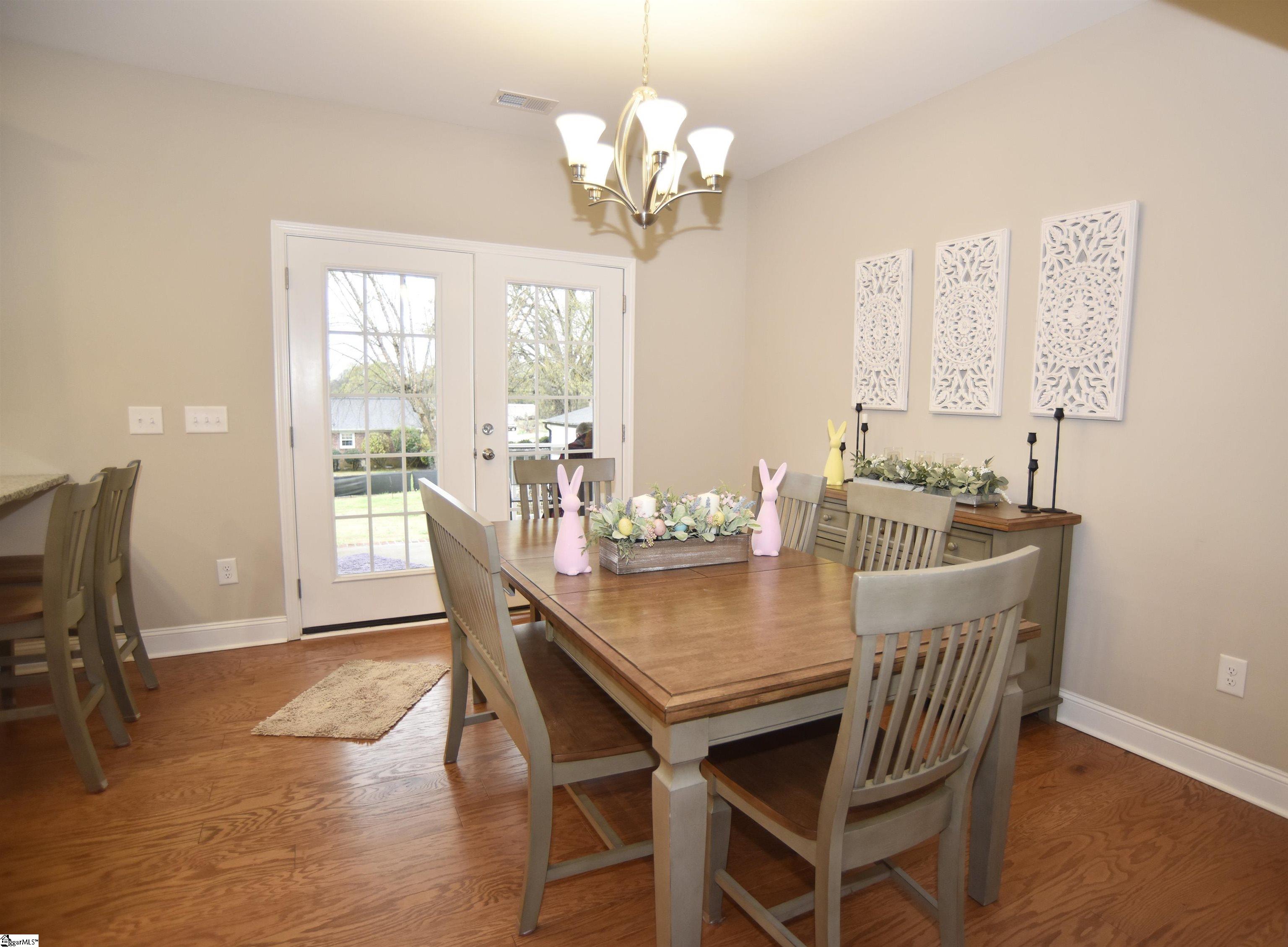 202 Roscoe Drive Greer, SC 29651 - Photo 12 of 27