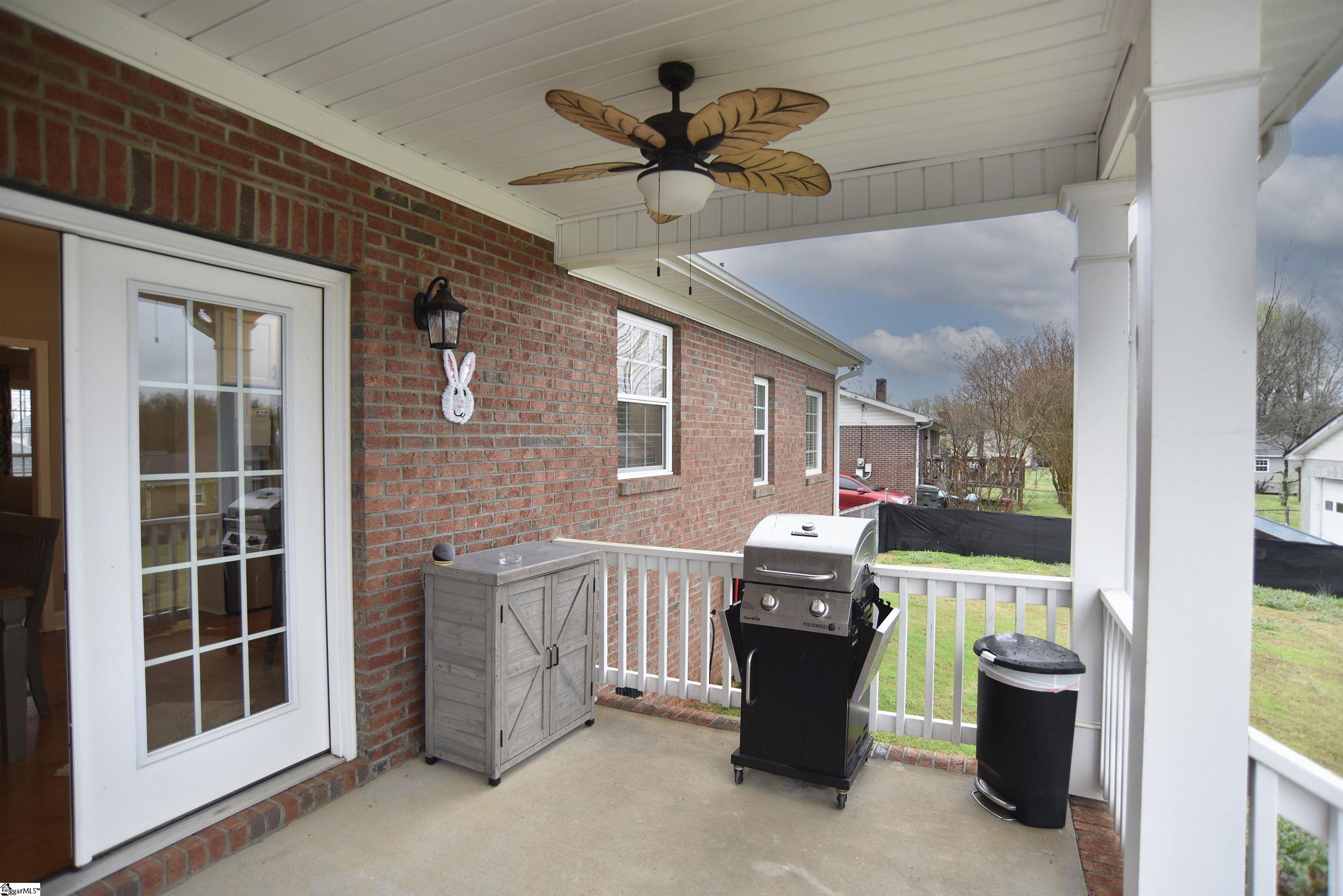 202 Roscoe Drive Greer, SC 29651 - Photo 24 of 27
