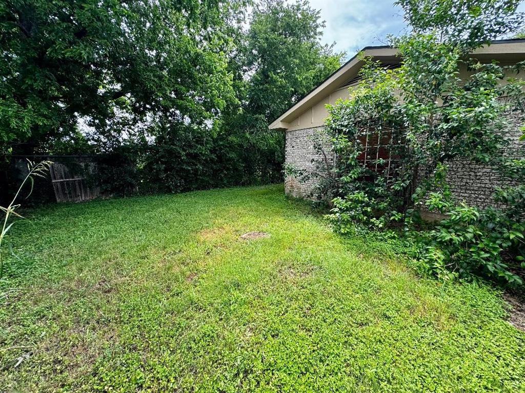 1115 Alexander Road Stephenville, TX 76401 - Photo 9 of 14