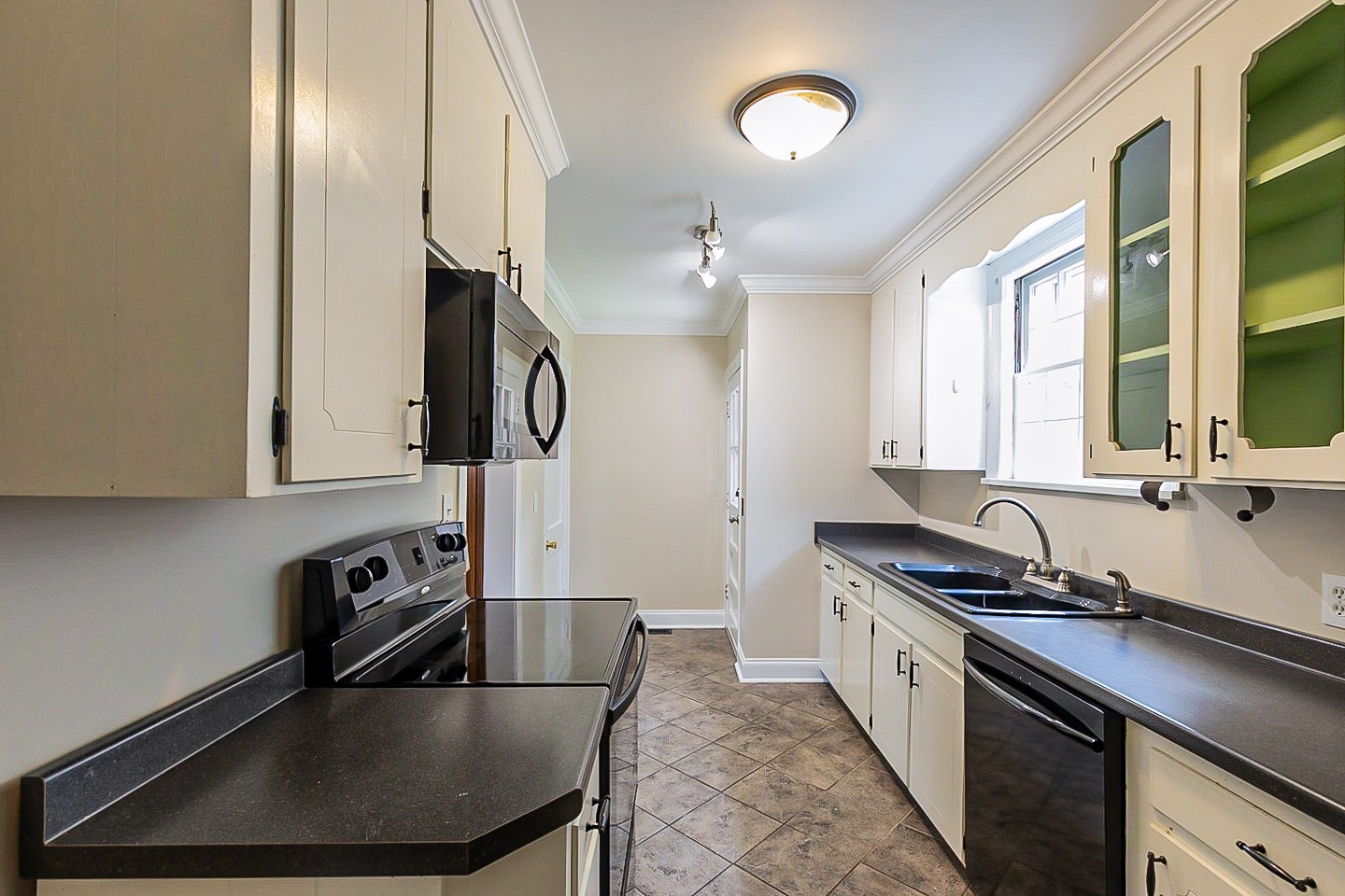 2530 Stinson Road Nashville, TN 37214 - Photo 7 of 26 Gallery Image 7