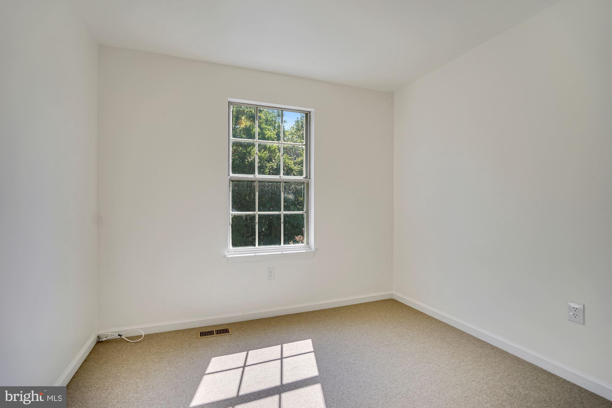 6356 Shaundale Drive Springfield, VA 22152 - Photo 16 of 28 Second bedroom with newer carpet on upper level