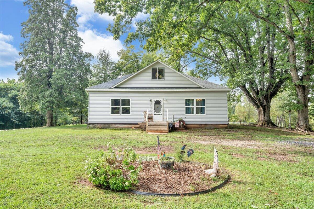 568 Moores Mill Road Ridgeway, VA 24148 - Photo 38 of 51 a backyard of a house