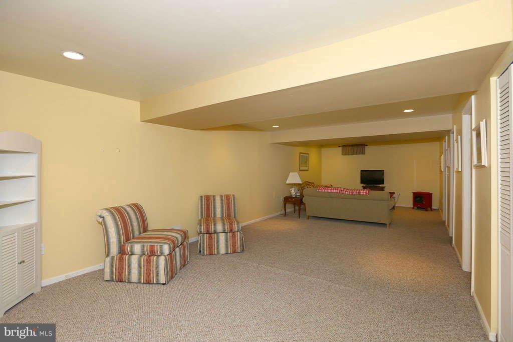 449 Highland Ridge Avenue Gaithersburg, MD 20878 - Photo 18 of 30 Basement