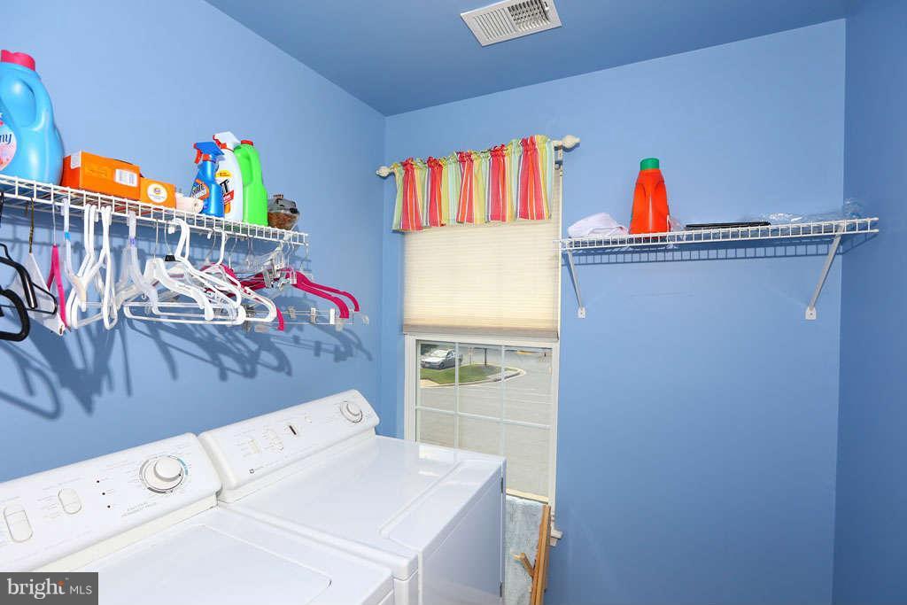 449 Highland Ridge Avenue Gaithersburg, MD 20878 - Photo 10 of 30 bedroom level laundry