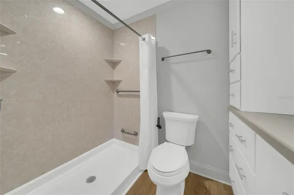 $3,000 | 8714 Cove Court, Tampa, FL 33615