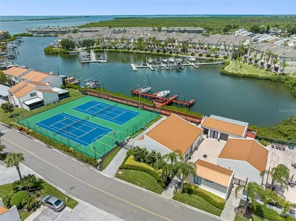 $3,000 | 8714 Cove Court, Tampa, FL 33615