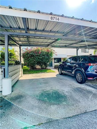 $3,000 | 8714 Cove Court, Tampa, FL 33615