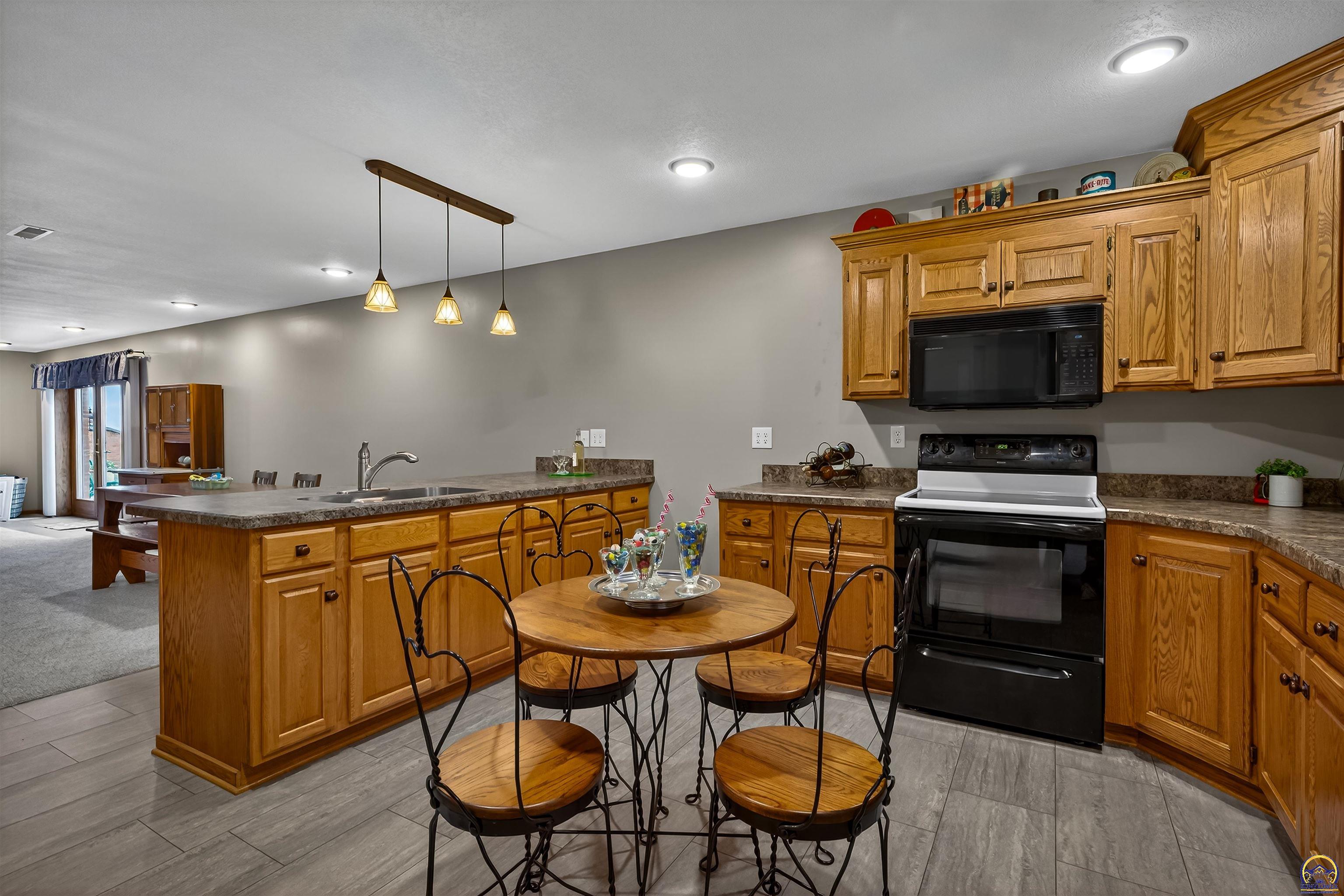 21830 P Road Holton, KS 66436 - Photo 22 of 72