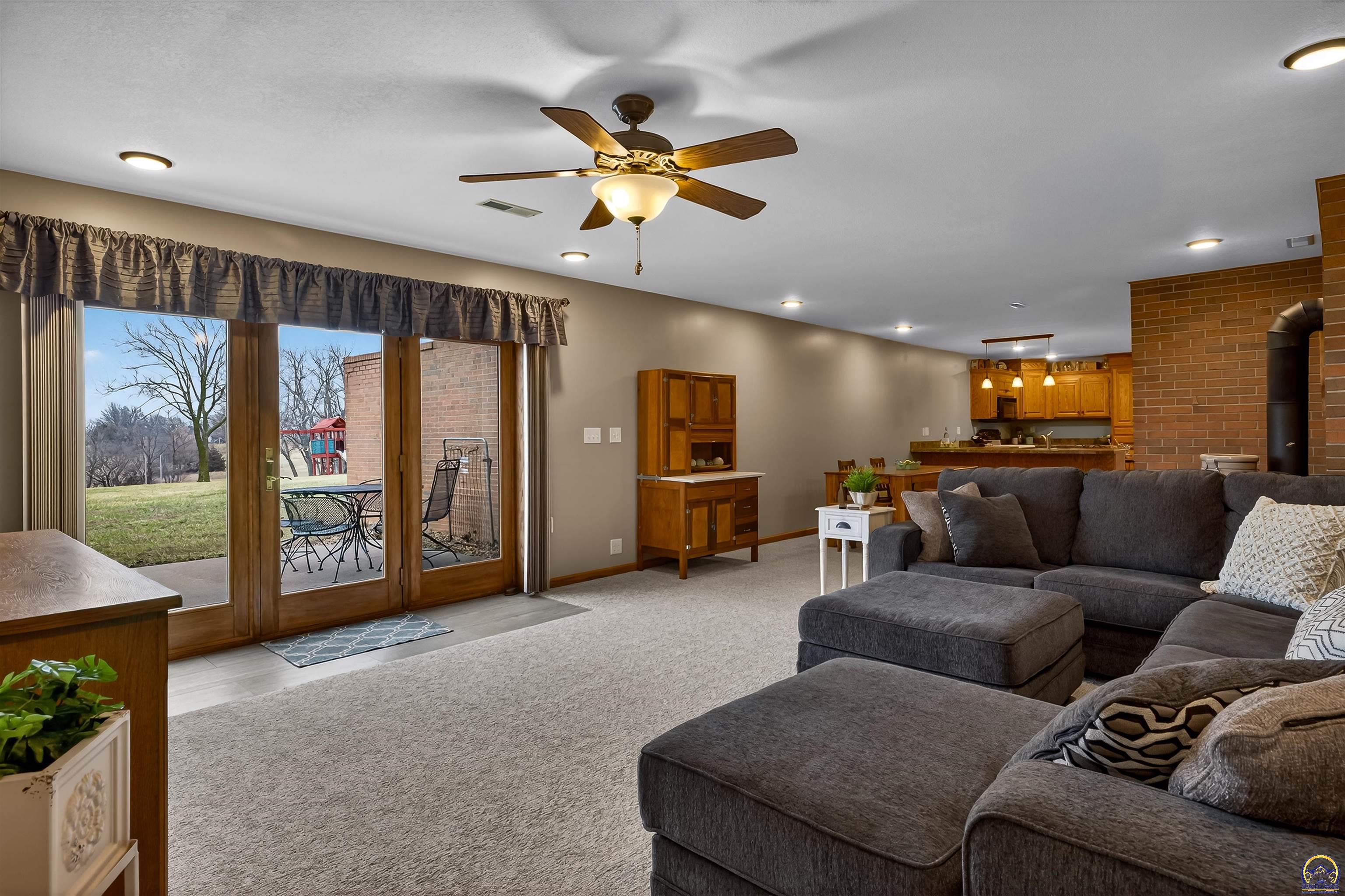 21830 P Road Holton, KS 66436 - Photo 23 of 72