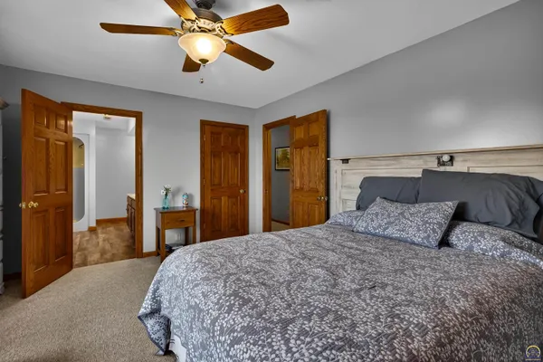 $994,900 | 21830 P Road, Holton, KS 66436