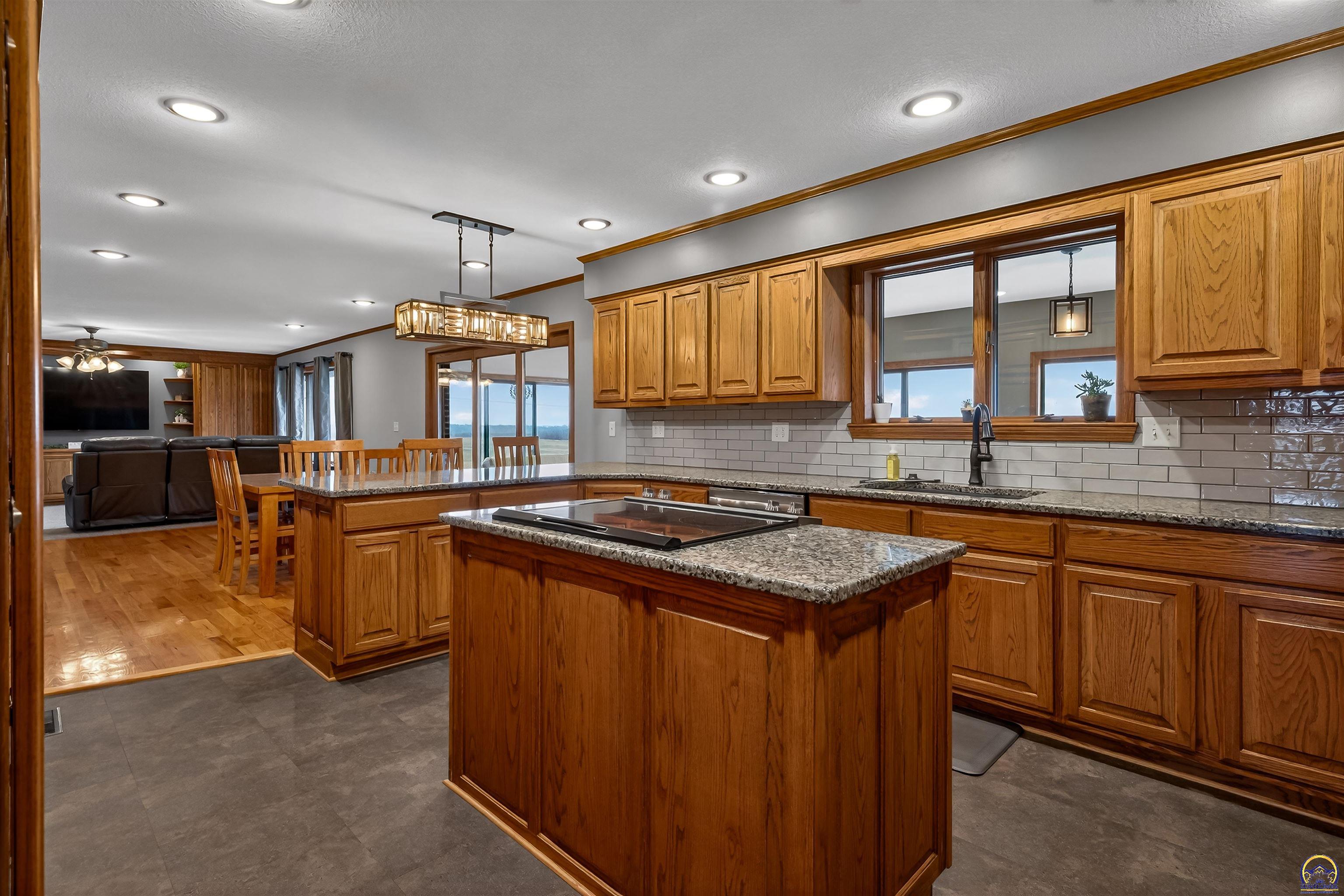 21830 P Road Holton, KS 66436 - Photo 3 of 72