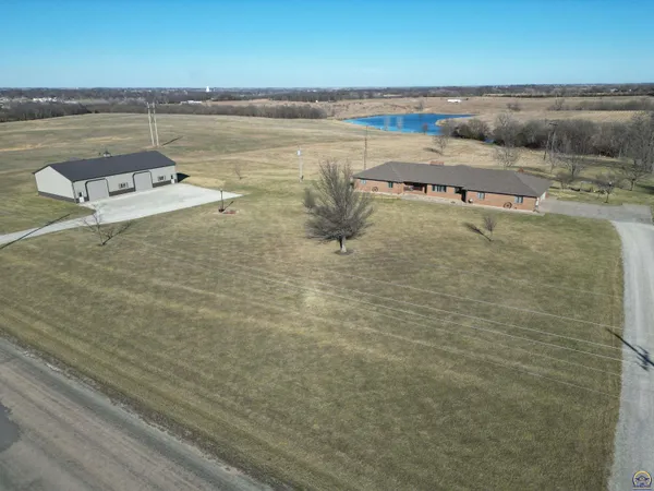 $994,900 | 21830 P Road, Holton, KS 66436