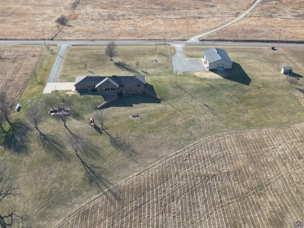 $994,900 | 21830 P Road, Holton, KS 66436