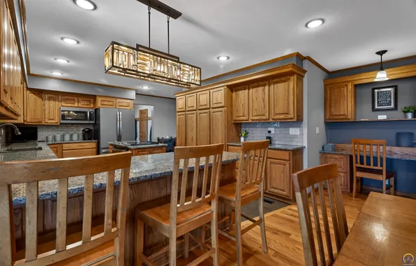 $994,900 | 21830 P Road, Holton, KS 66436