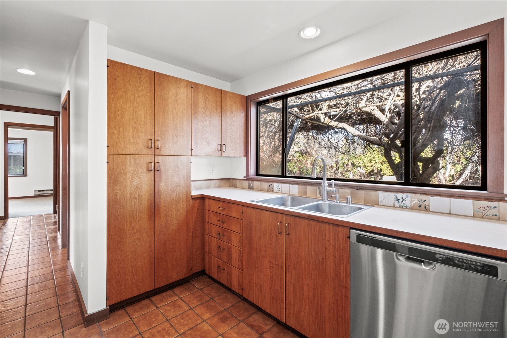 219 K Street Southwest Quincy, WA 98848 - Photo 13 of 37