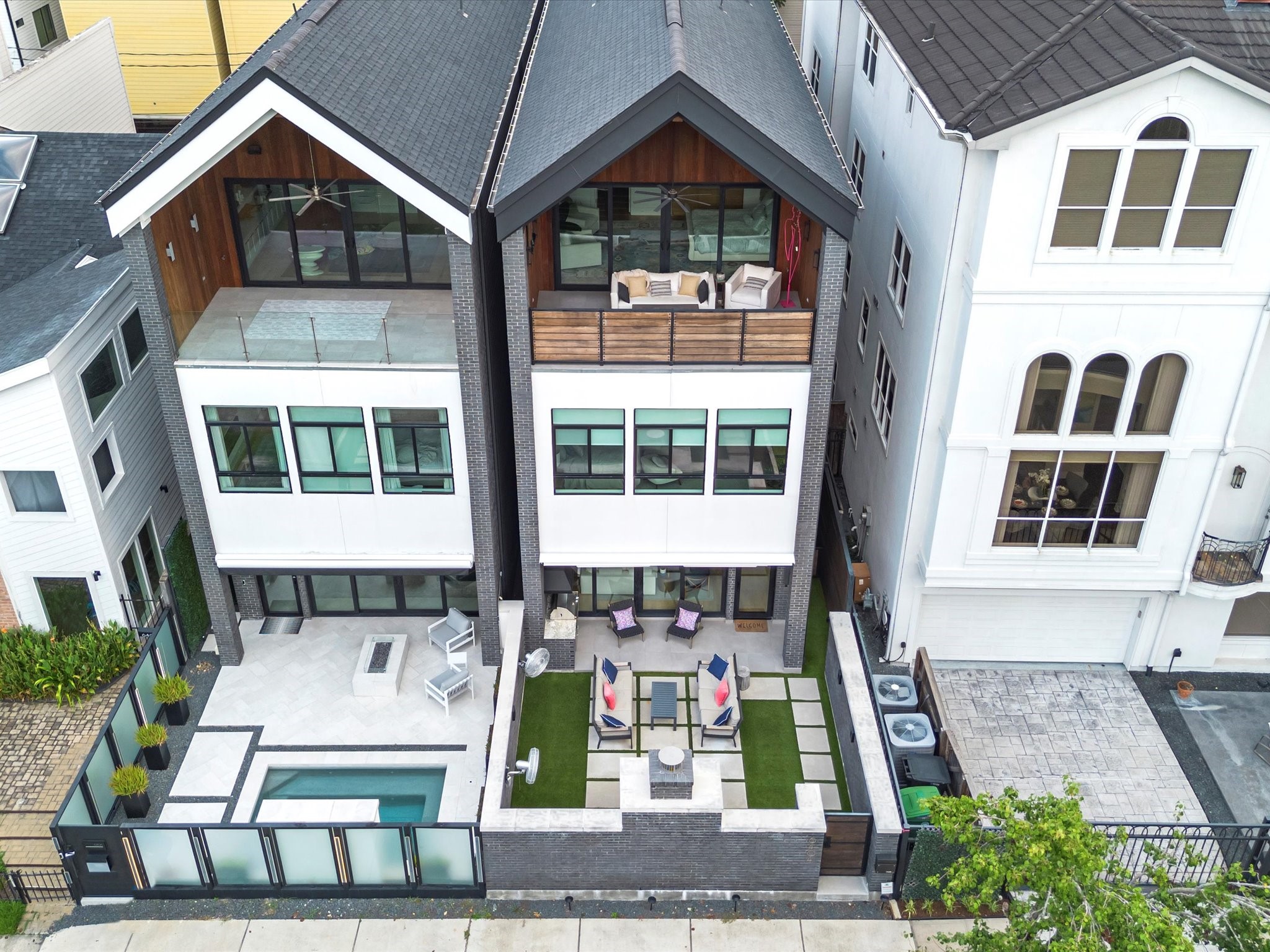 6404 Haskell Street Houston, TX 77007 - Photo 9 of 35 Aerial view showcasing the home’s prime Memorial Park location