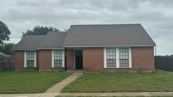 $2,200 | 500 Scarlet Oak Street, Allen, TX 75002