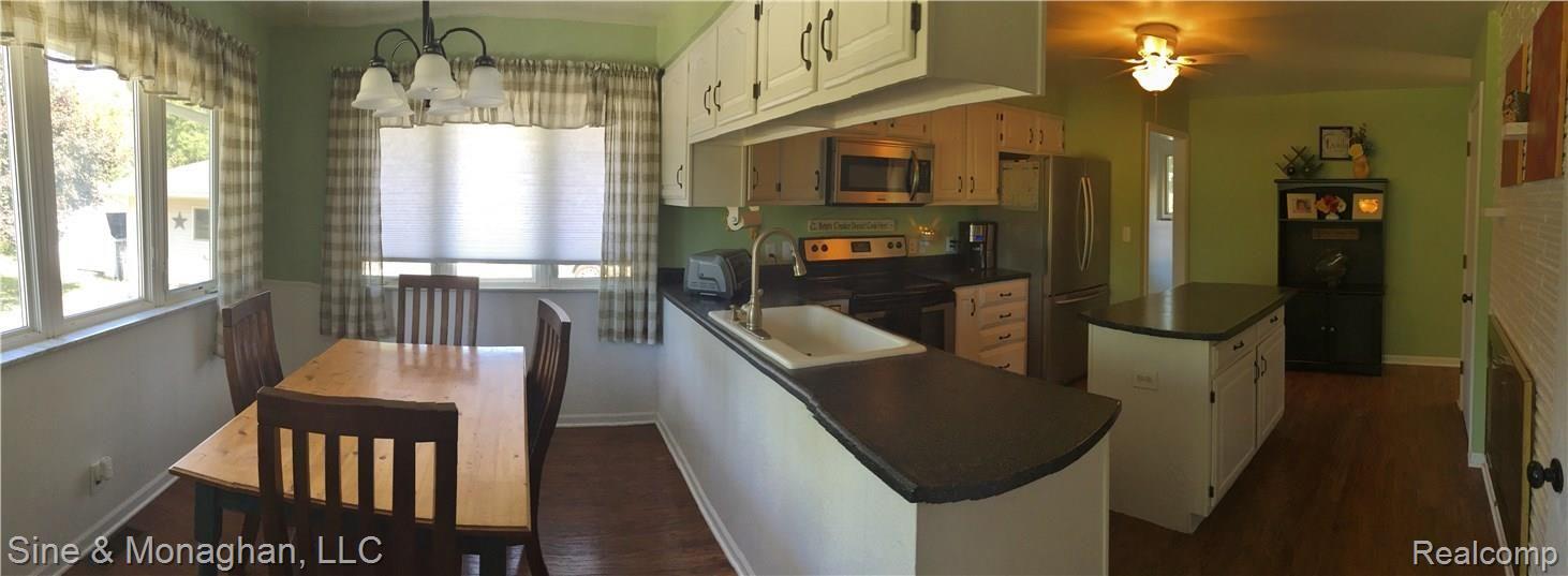 696 Mayer Road Columbus, MI 48063 - Photo 3 of 22 kitchen.JPG
