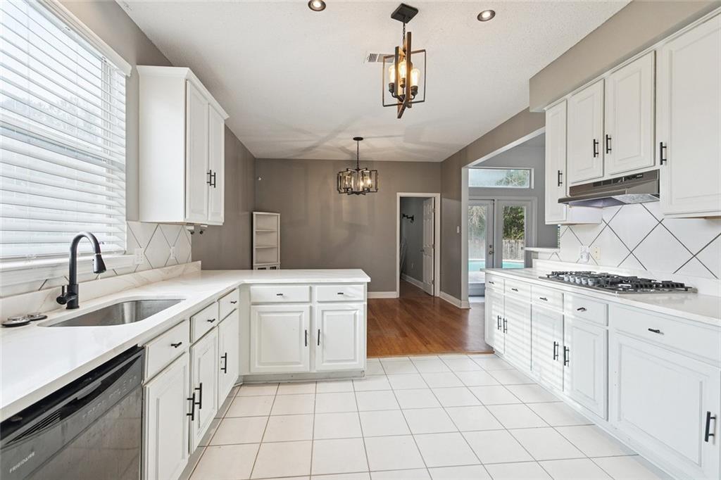 1013 Andrew Court Slidell, LA 70460 - Photo 7 of 32