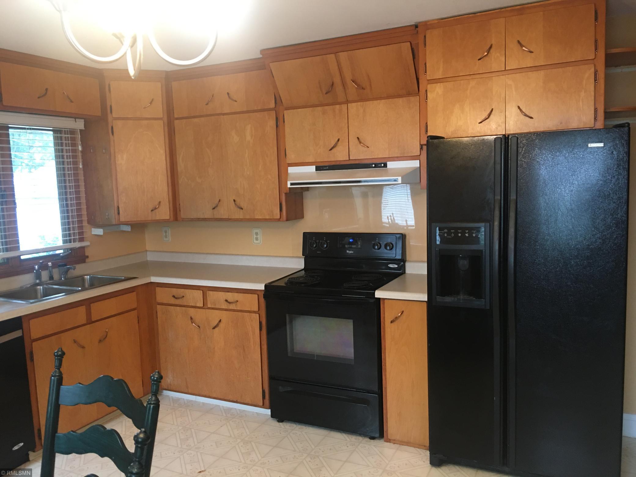 911 16th Avenue Northeast Rochester, MN 55906 - Photo 5 of 16 Gallery Image 5