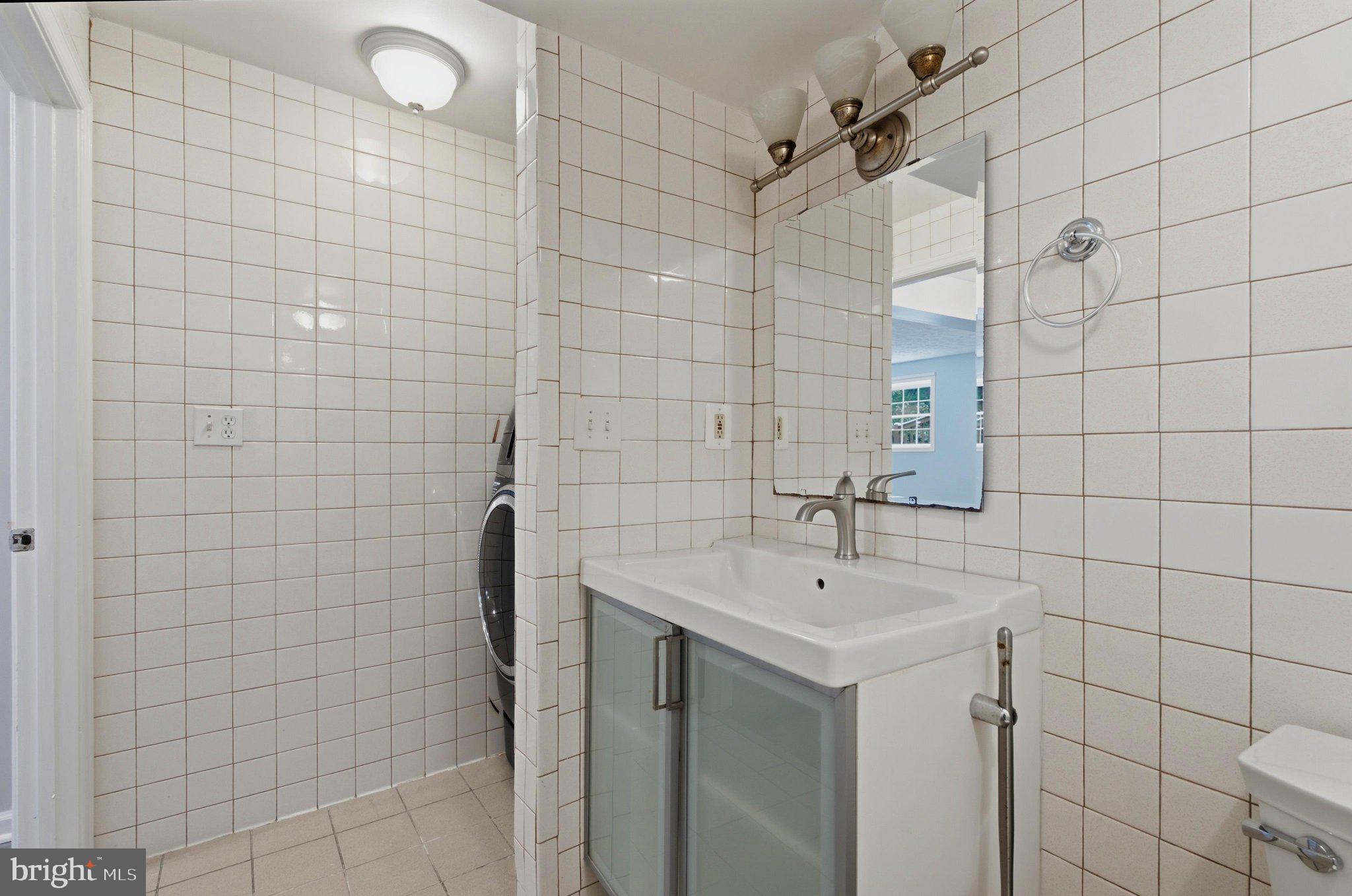 4915 Powell Road Fairfax, VA 22032 - Photo 29 of 34