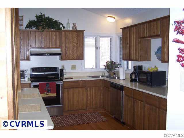 2520 Camelback Road Richmond, VA 23236 - Photo 6 of 10 Other - Kitchen