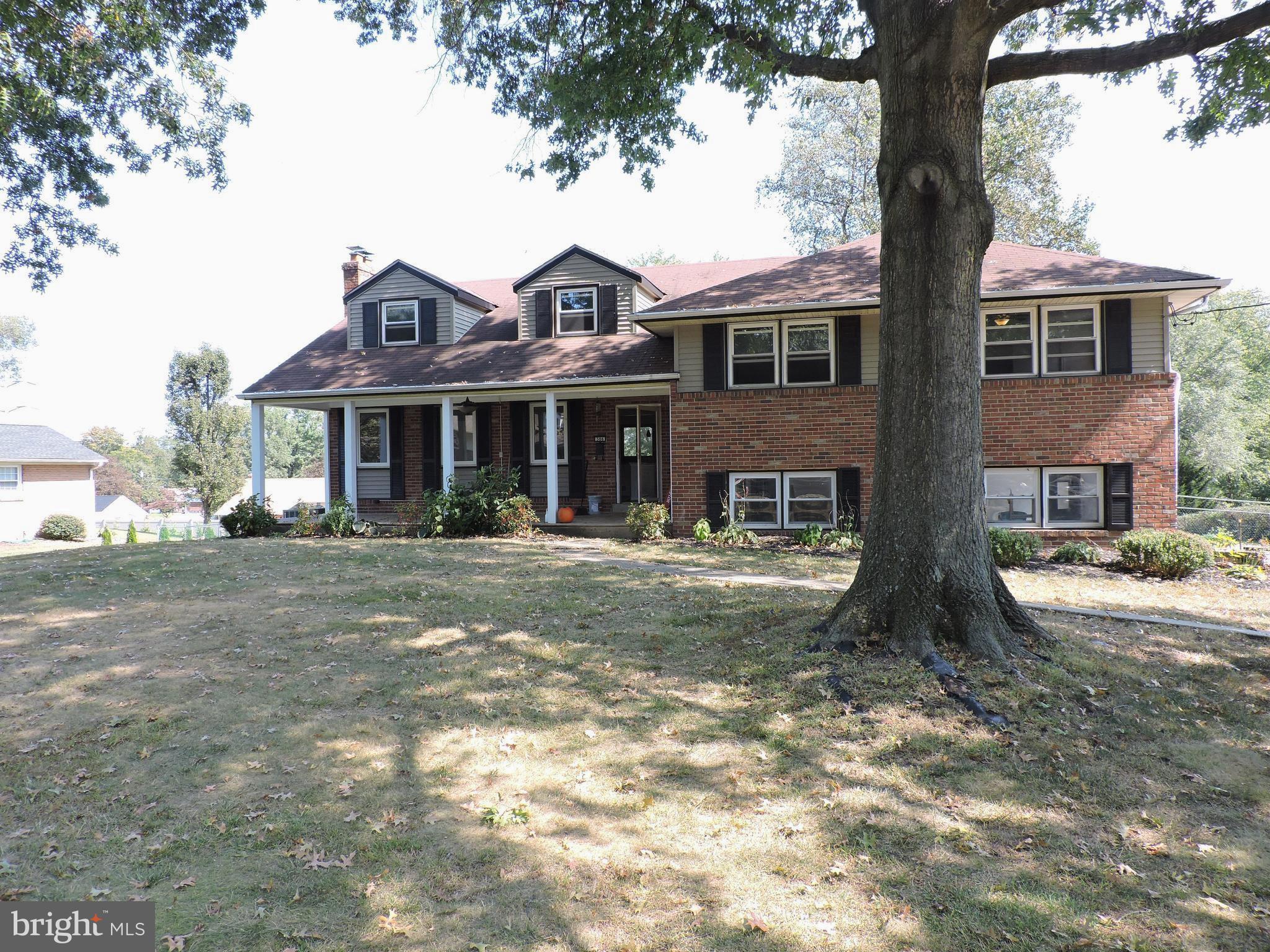 306 Arbor Road Cinnaminson, NJ 08077 - Photo 3 of 40