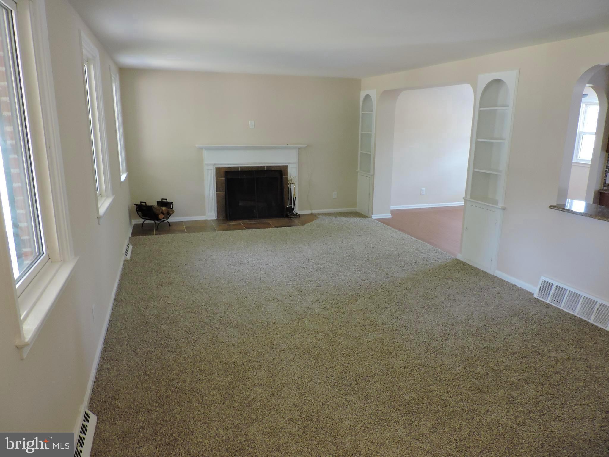 306 Arbor Road Cinnaminson, NJ 08077 - Photo 5 of 40