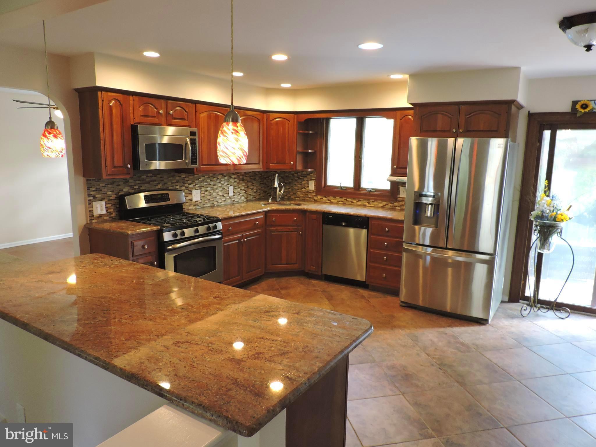 306 Arbor Road Cinnaminson, NJ 08077 - Photo 7 of 40