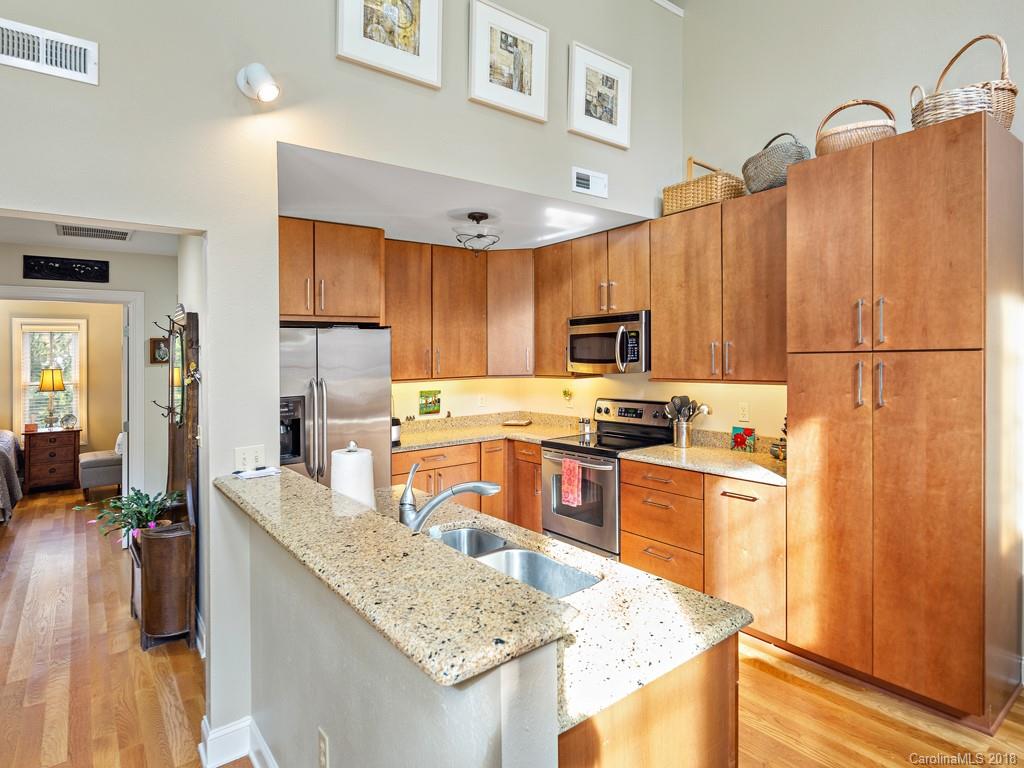 18 Sapling Lane Waynesville, NC 28786 - Photo 9 of 22 Gallery Image 9