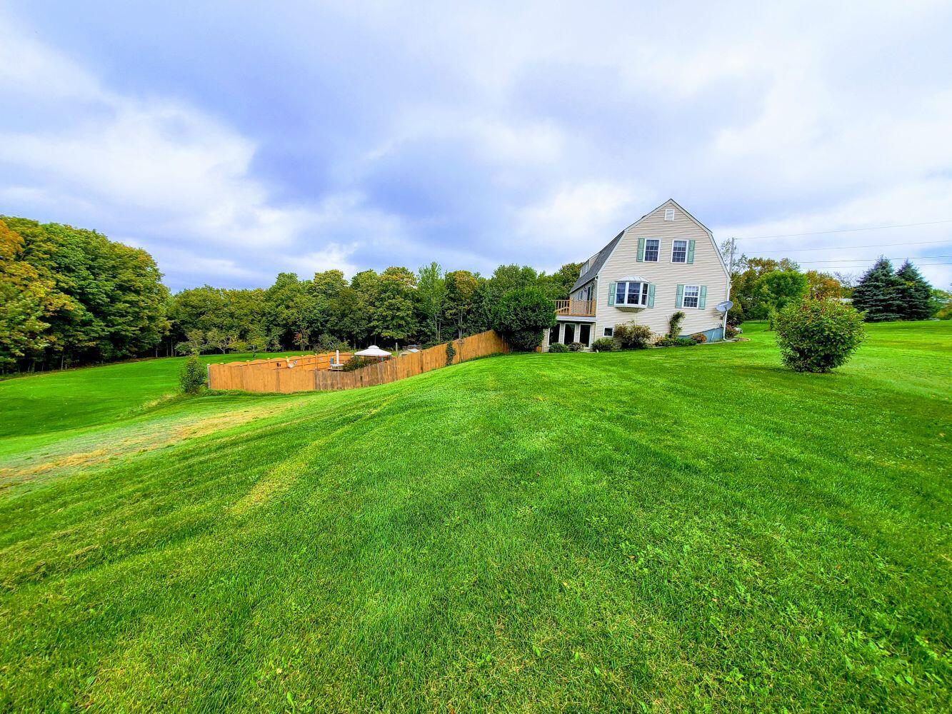 28 Messina Skowhegan, ME 04976 - Photo 19 of 71 Side yard