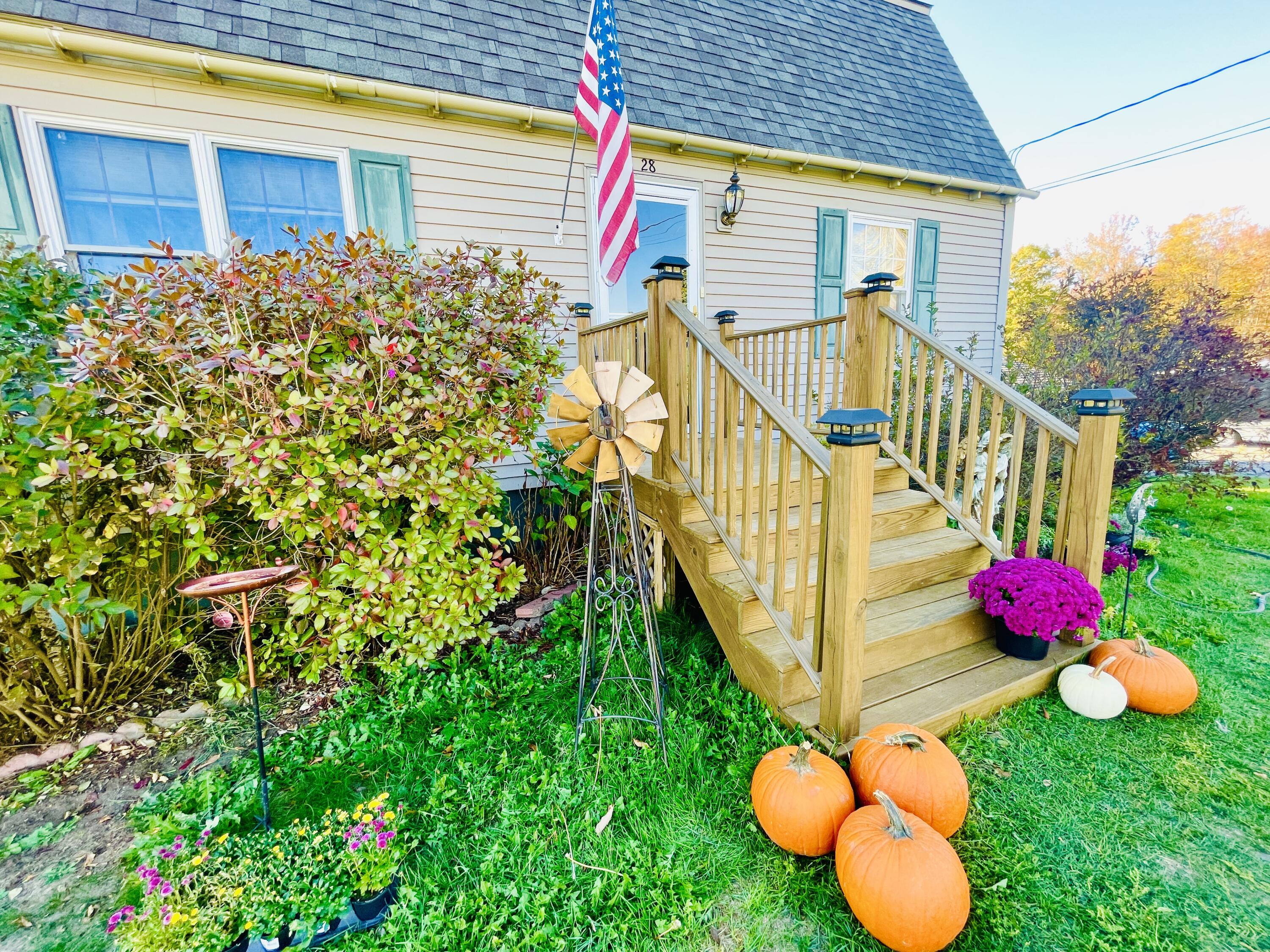 28 Messina Skowhegan, ME 04976 - Photo 2 of 71 IMG_7324