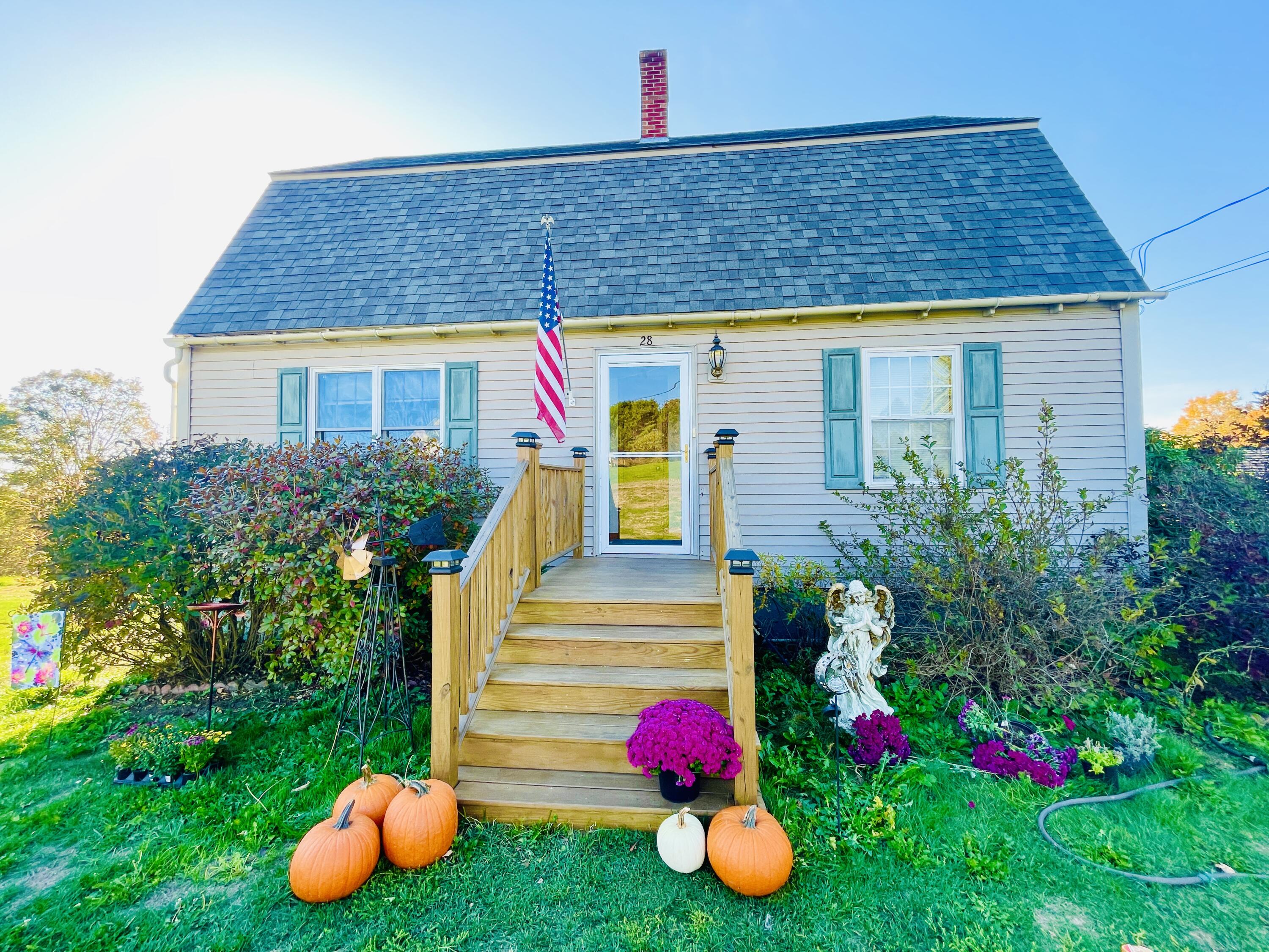 28 Messina Skowhegan, ME 04976 - Photo 5 of 71 IMG_7319