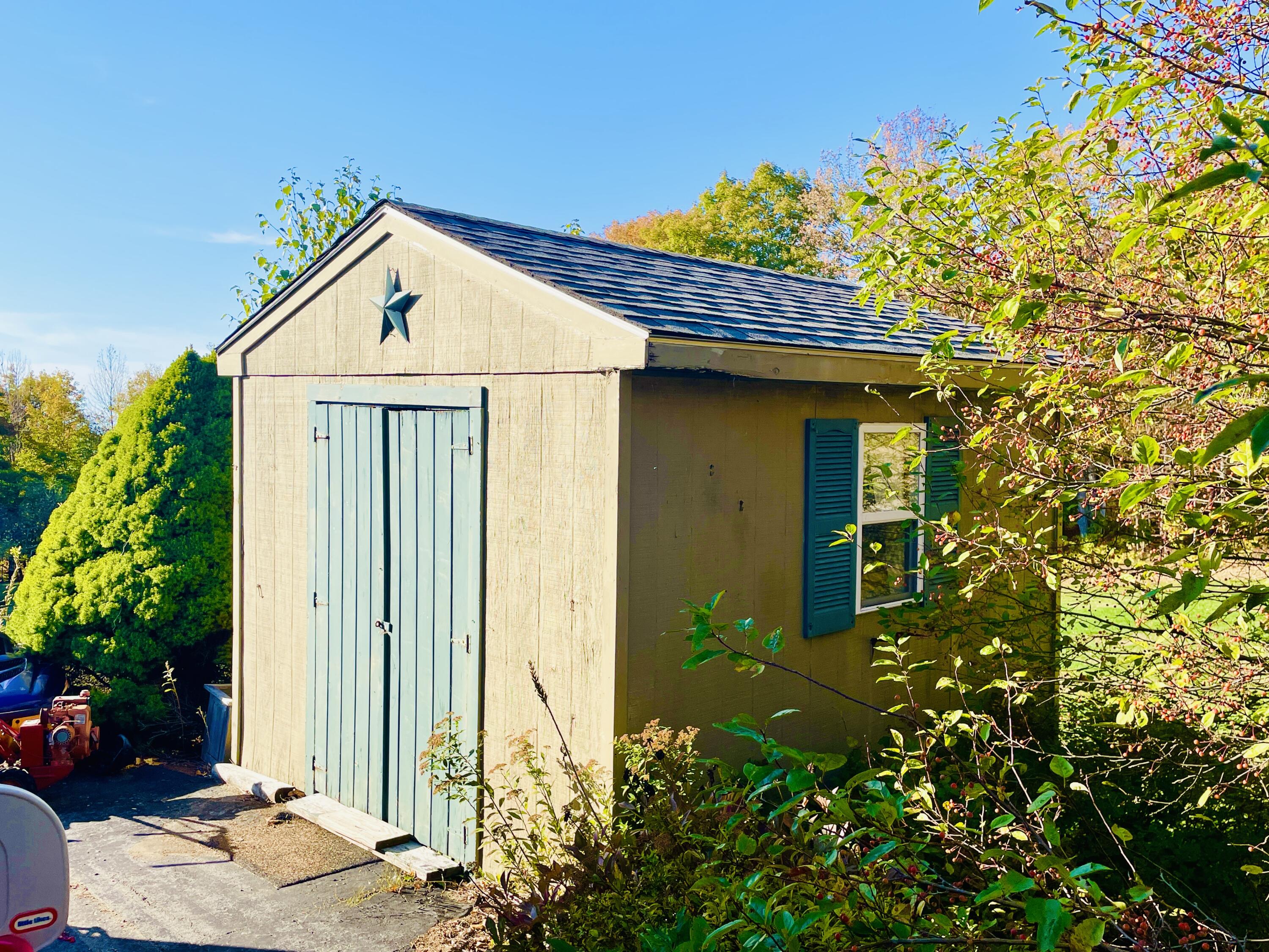 28 Messina Skowhegan, ME 04976 - Photo 9 of 71 Shed
