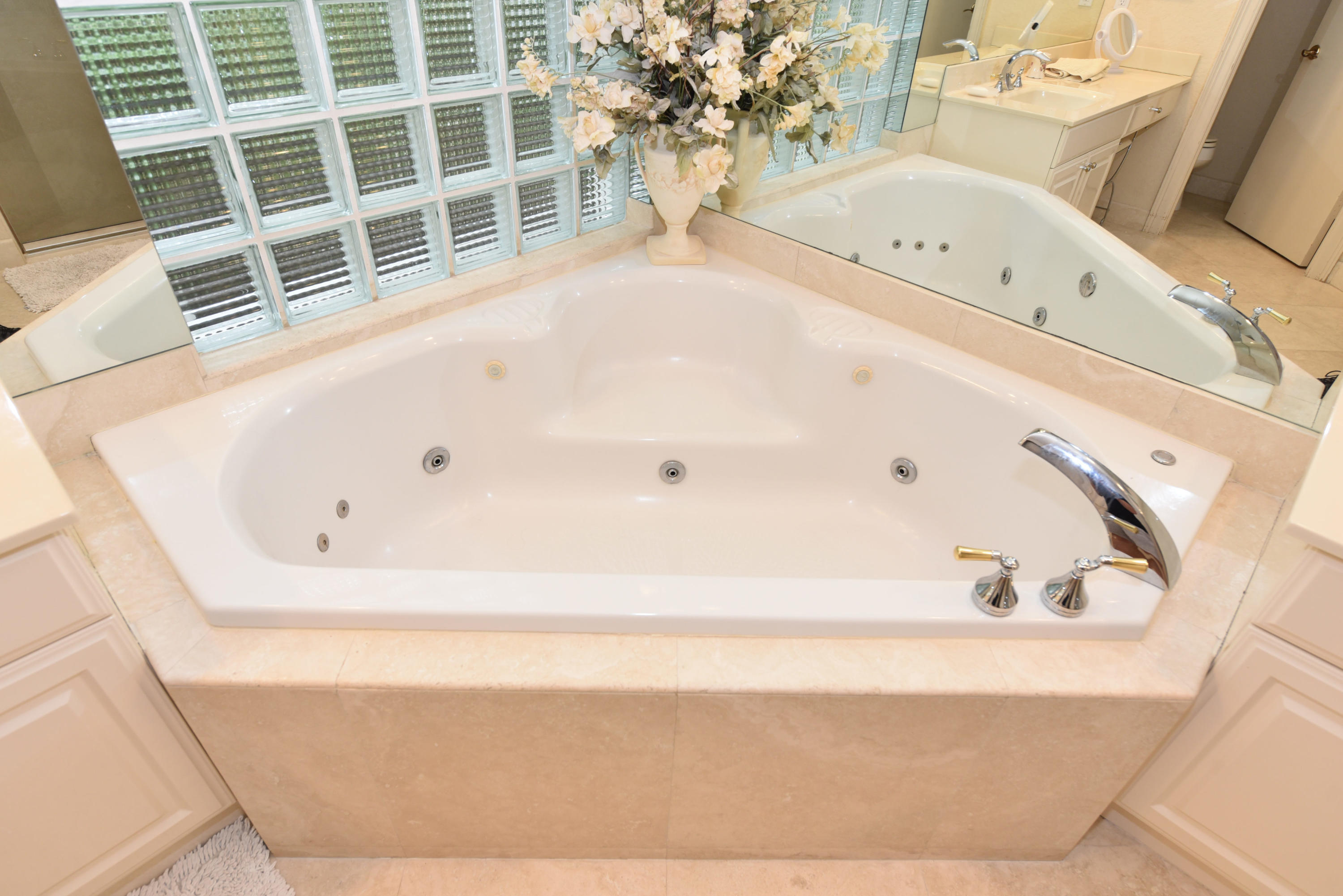 4146 Briarcliff Circle Boca Raton, FL 33496 - Photo 15 of 30 4146 NW Briarcliff Cir Boca-print-017-01